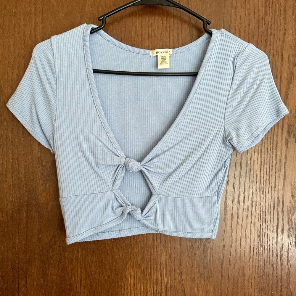 Blue Cropped Tee w Open Front
